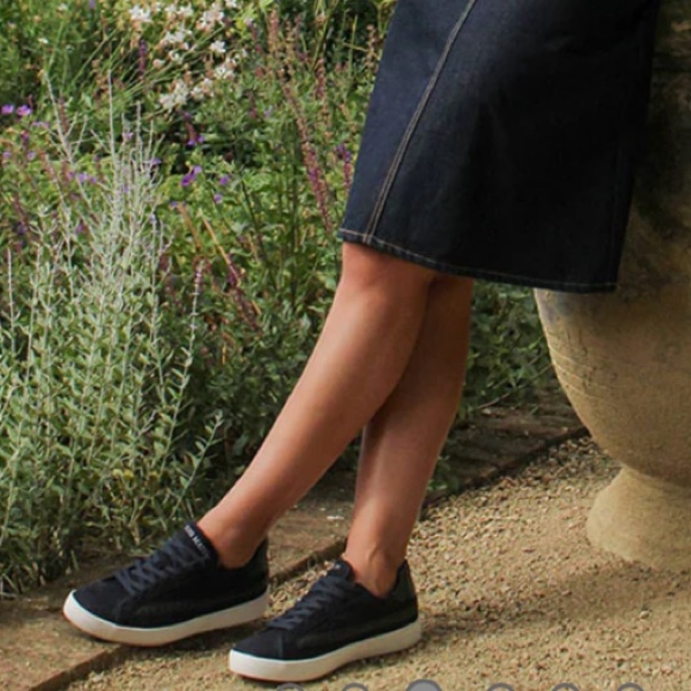 Sans Matin The‎ Domingo Sneaker Navy Women’s 38 (7.5-8)